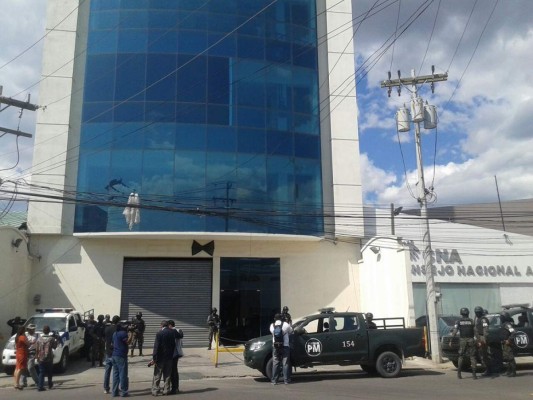 Honduras: Dictan detención judicial a la esposa de 'Chepe' Handal