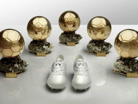Adidas regala unos tenis de platino a Lionel Messi