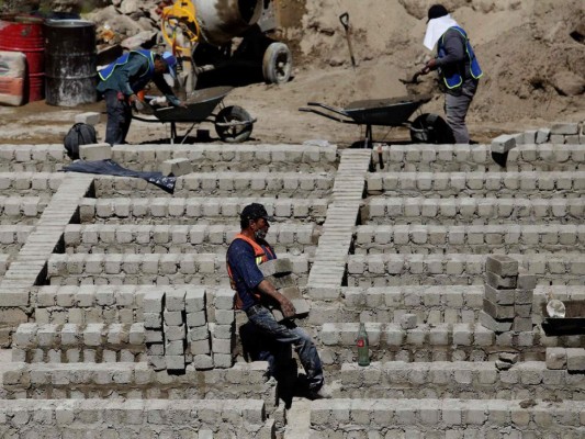 Así son las 700 fosas creadas en Guadalajara para víctimas de Covid-19