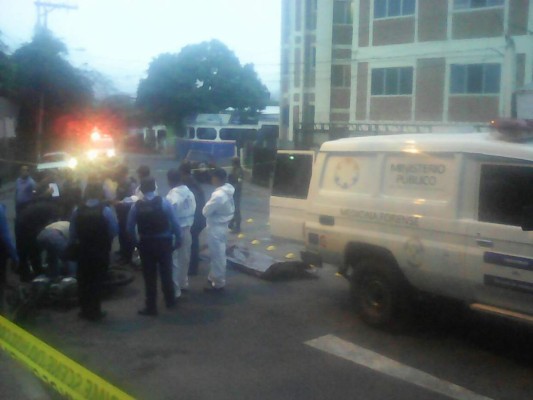 Motociclista muere tras ser embestido por un carro en colonia El Prado de la capital de Honduras