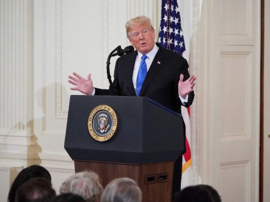 Donald Trump envía mensaje a demócratas a un día de las elecciones de medio mandato