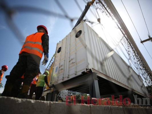 Inicia instalación de primeros módulos de hospital móvil de Tegucigalpa