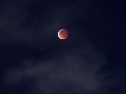 Esto debes saber del eclipse parcial de Luna que podrán ver los hondureños  