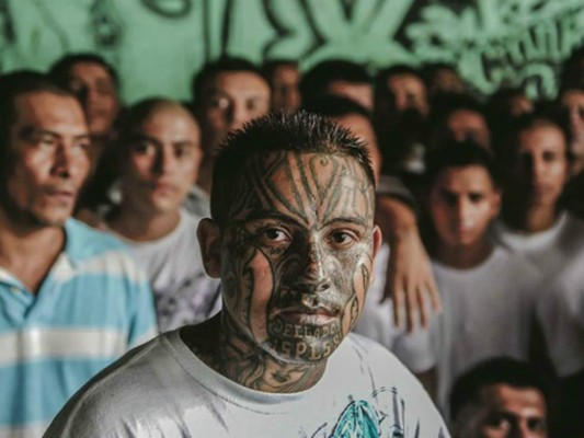 En El Salvador, los pandilleros también van a la universidad