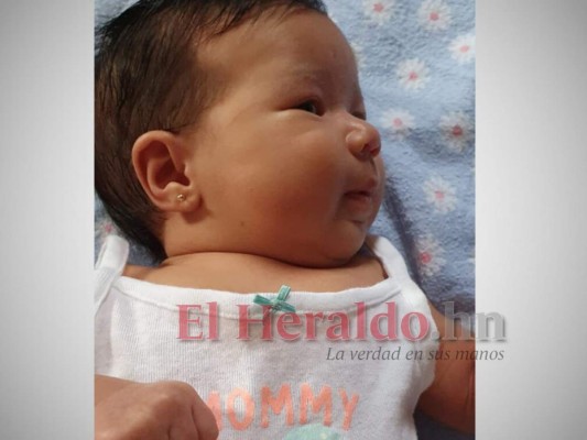 Las tiernas fotos de Helena, la bebé de Brenda Moncada y Fernando Maldonado