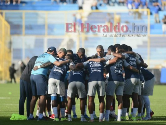 ¡Con varios cambios! Honduras confirma su alineación para enfrentar a El Salvador