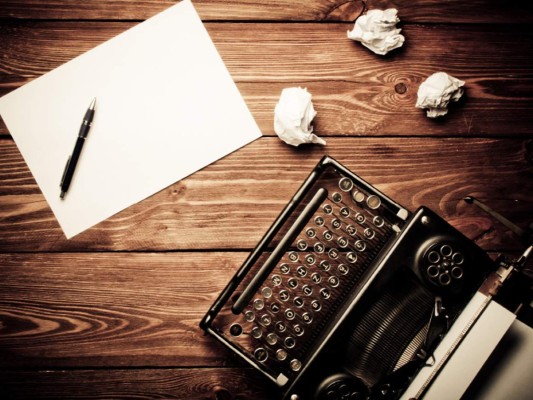 Concurso Literario Nacional 'Lira de oro”