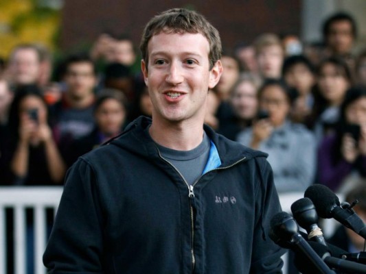 Mark Zuckerberg dará discurso de graduación en Harvard