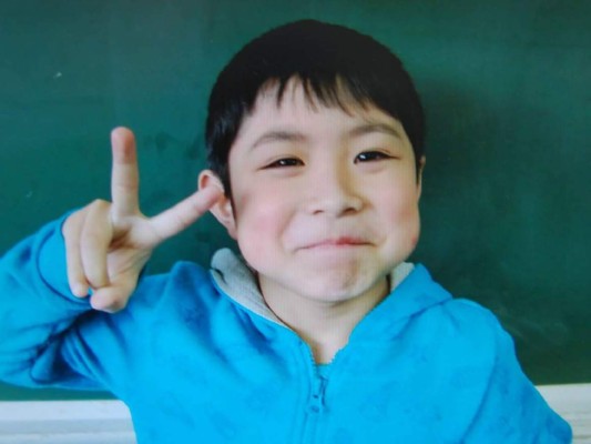 Niño abandonado en bosque de Japón revela como sobrevivió