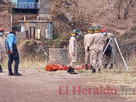 Las dramáticas imágenes del hallazgo del cadáver de un taxista raptado en la capital (FOTOS)
