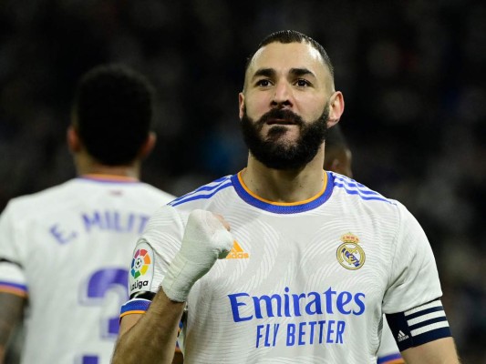 Benzema consolida su primer puesto en tabla de goleadores en España