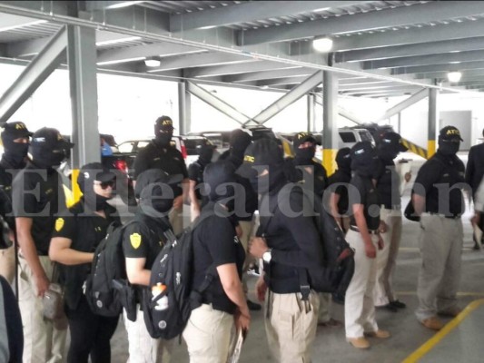 Intervienen la Secretaría de Seguridad en busca de documentos por actos corrupción