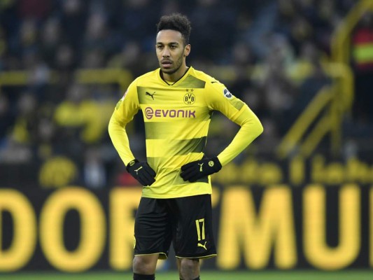 Arsenal y Dortmund cerca de cerrar traspaso de Aubameyang