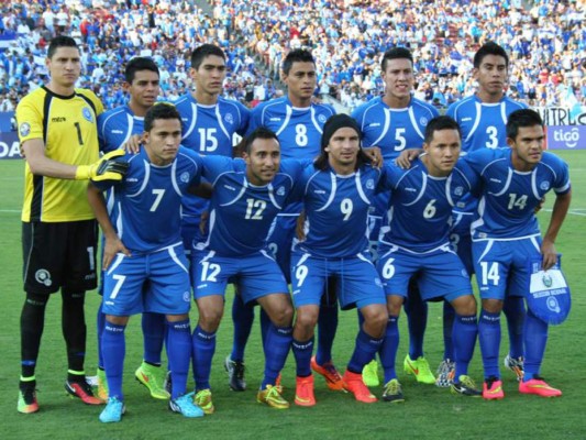 El Salvador convoca a 24 jugadores para amistoso ante Brasil