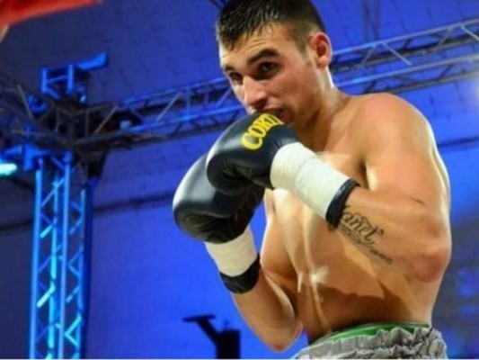 Muere boxeador argentino Hugo Santillán por lesiones en pelea