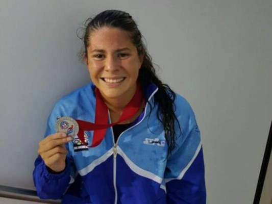 Sara Pastrana a centésimas de Rio 2016, pero rompe récord nacional vigente desde 1994