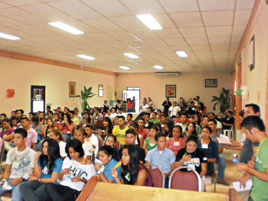 Más de 20 mil escolares impulsan cultura de paz