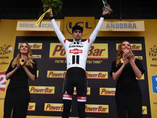 Dumoulin gana etapa reina de Pirineos, Froome sigue líder y Contador se retira