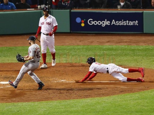 Boston iguala la serie 1-1 al vencer 5-7 a los Astros de Houston