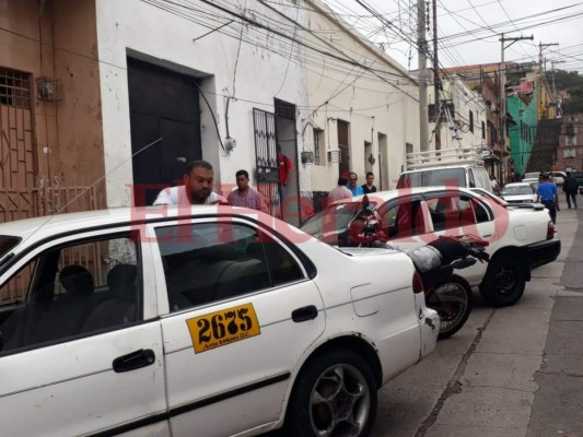 Taxistas se tomarán la capital por aumento de la tasa vial municipal