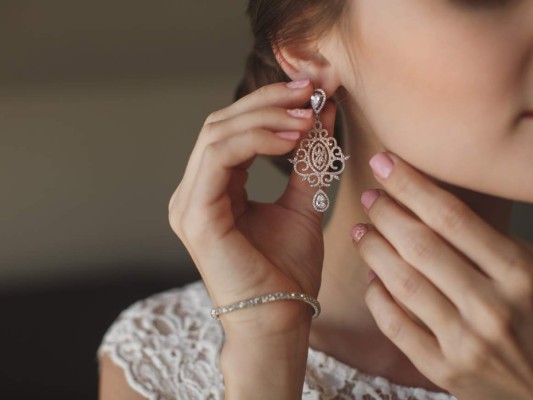 Cuatro trucos para evitar que los aritos de presión te causen molestias