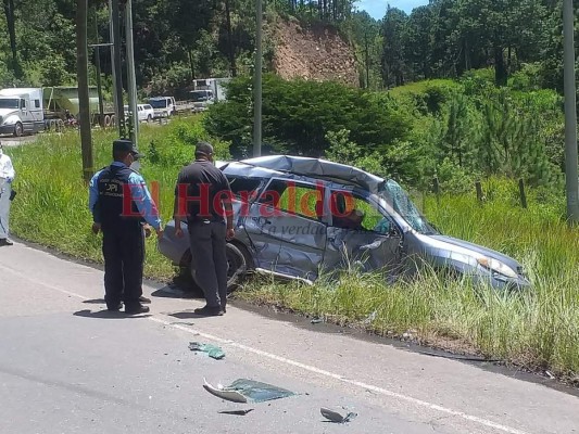 Dramáticas fotos del fatal accidente que dejó dos muertos en salida a Danlí