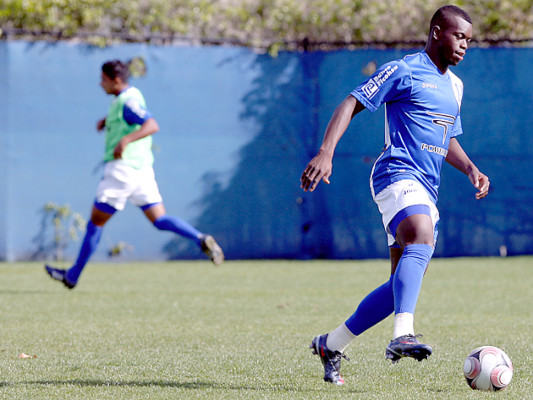 Norales y Henríquez al Hunan de China