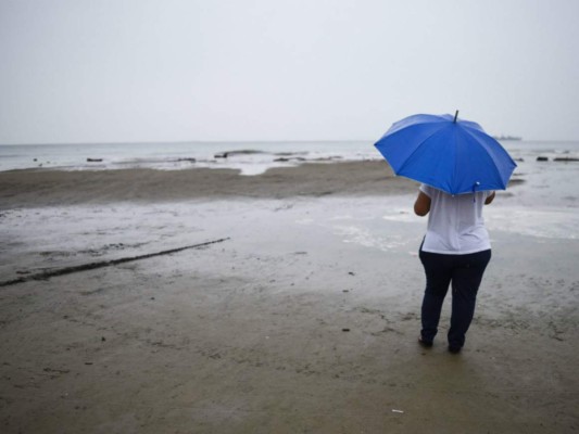 Tormenta Tropical Franklin gana fuerza y se convierte en huracán categoría 1