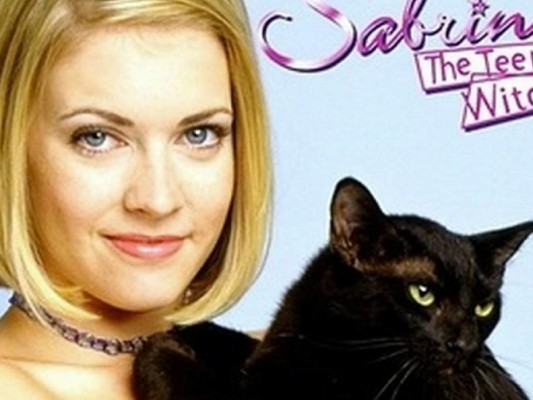 Reaparece protagonista de 'Sabrina, la bruja adolescente' a los 41 años. ¿Cómo se ve?