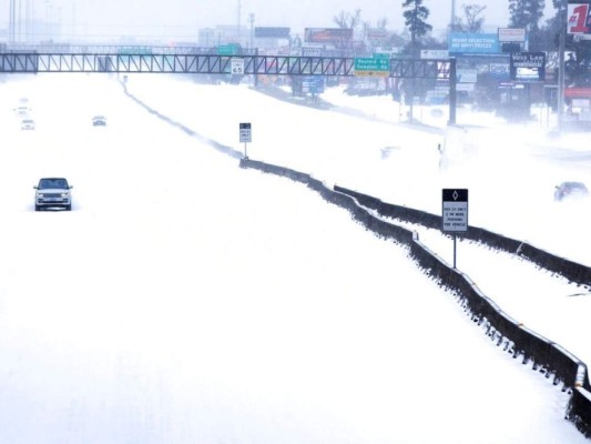 EEUU: Apagones se alargan y otra tormenta se aproxima