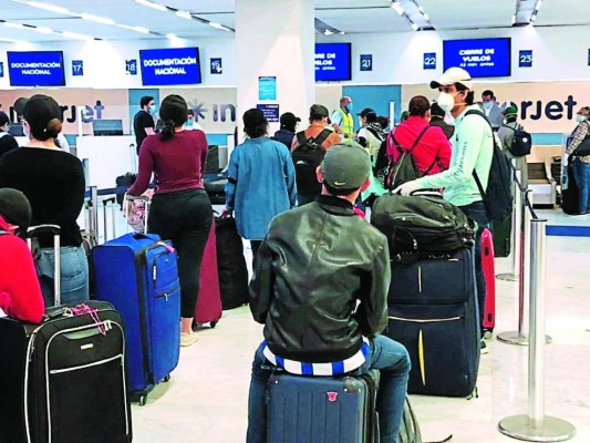 Retornan 3,500 hondureños tras permanecer varados en otros países