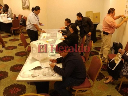 Hondureños en el extranjero, los primeros en votar