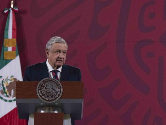 Piden renuncia de Andrés Manuel López Obrador por gestión de pandemia del covid-19