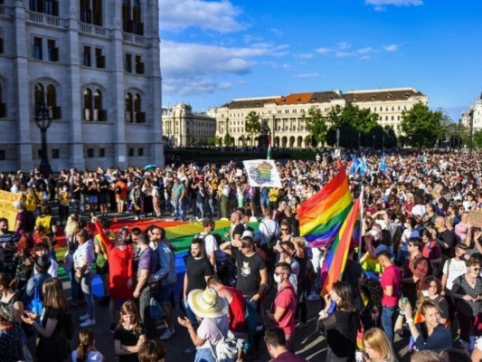 Líderes de 16 países de UE piden respeto de derechos de comunidad LGTB&nbsp;&nbsp;