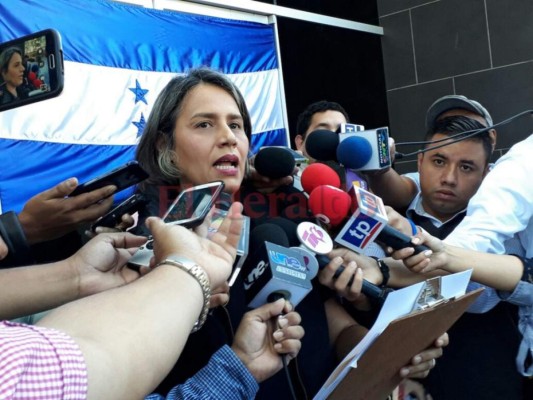 Más de 700 empleados de Medicina Forense amenazan con realizar paro de labores