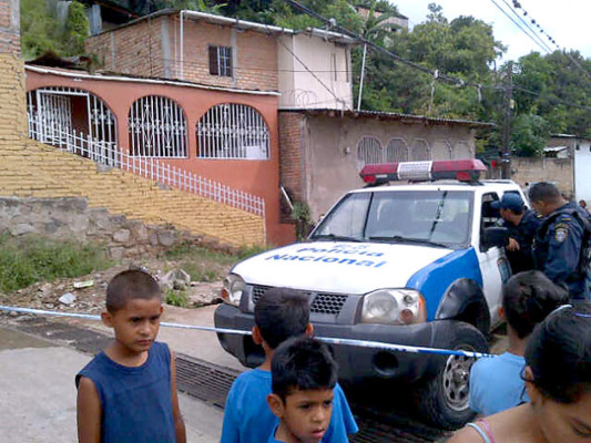 A puñaladas asesinan a madre de familia en Comayagüela