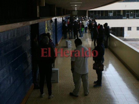 Ambiente previo al inicio de las elecciones generales
