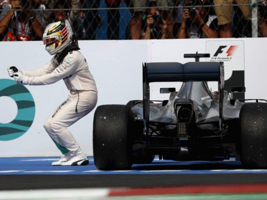Hamilton gana el GP de México y alcanza récord de victorias de Alain Prost