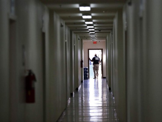 Juez falla a favor de migrantes contra Patrulla Fronteriza