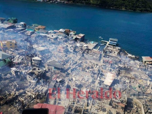 Tras incendio: ¿Cuáles serán las acciones para reconstruir Guanaja?