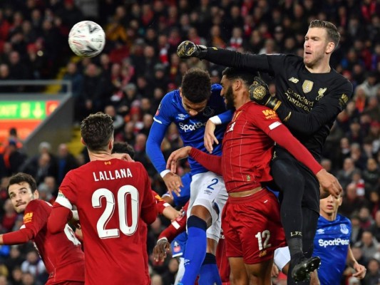 Liverpool elimina al Everton en FA Cup, Lucas Moura salva al Tottenham