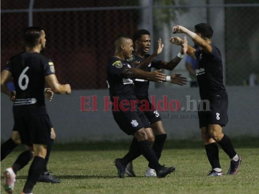 Frustración verdolaga, resurgir cocotero y empate en Puerto Cortés: imágenes de la jornada 8