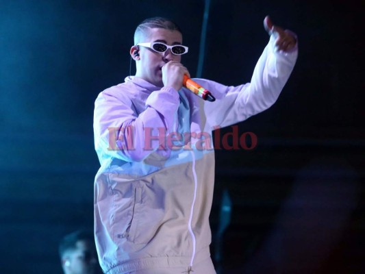 Bad Bunny durante show urbano: 'Gracias Honduras por apoyar a la nueva religión”
