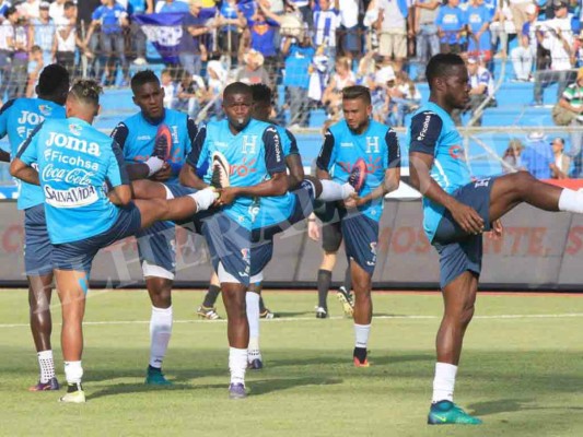 Selección de Honduras corrige la ruta rumbo a Rusia 2018 al vencer 3-1 a Trinidad y Tobago