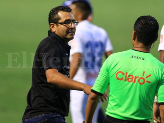 Nerlin Membreño: 'A Geovany Mendoza lo deberían de retirar'