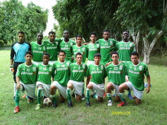 Platense júnior nutre, el mimado los pule...