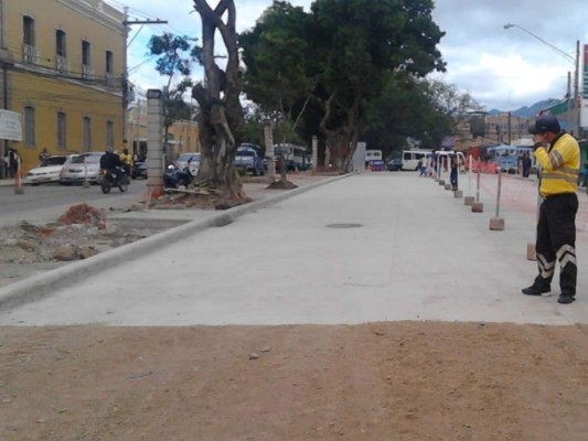 Habilitan un carril en avenida La Paz de la capital de Honduras