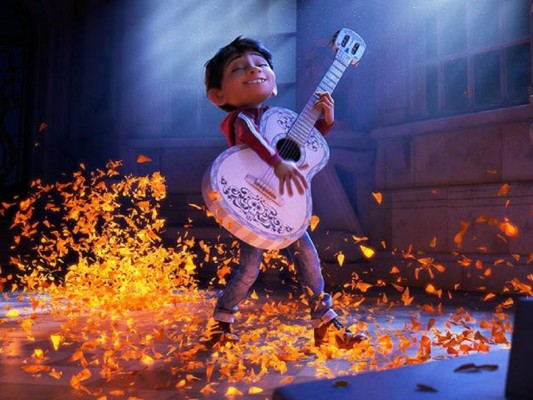 Coco no defrauda y gana los dos Oscar a los que estaba nominado