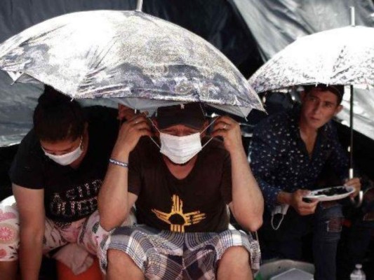 Nicaragüenses varados en frontera con Costa Rica logran ingresar a su país