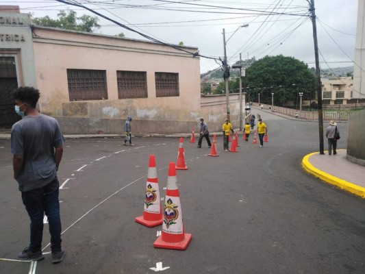 Habilitan doble vía en el puente Mallol de la capital de Honduras